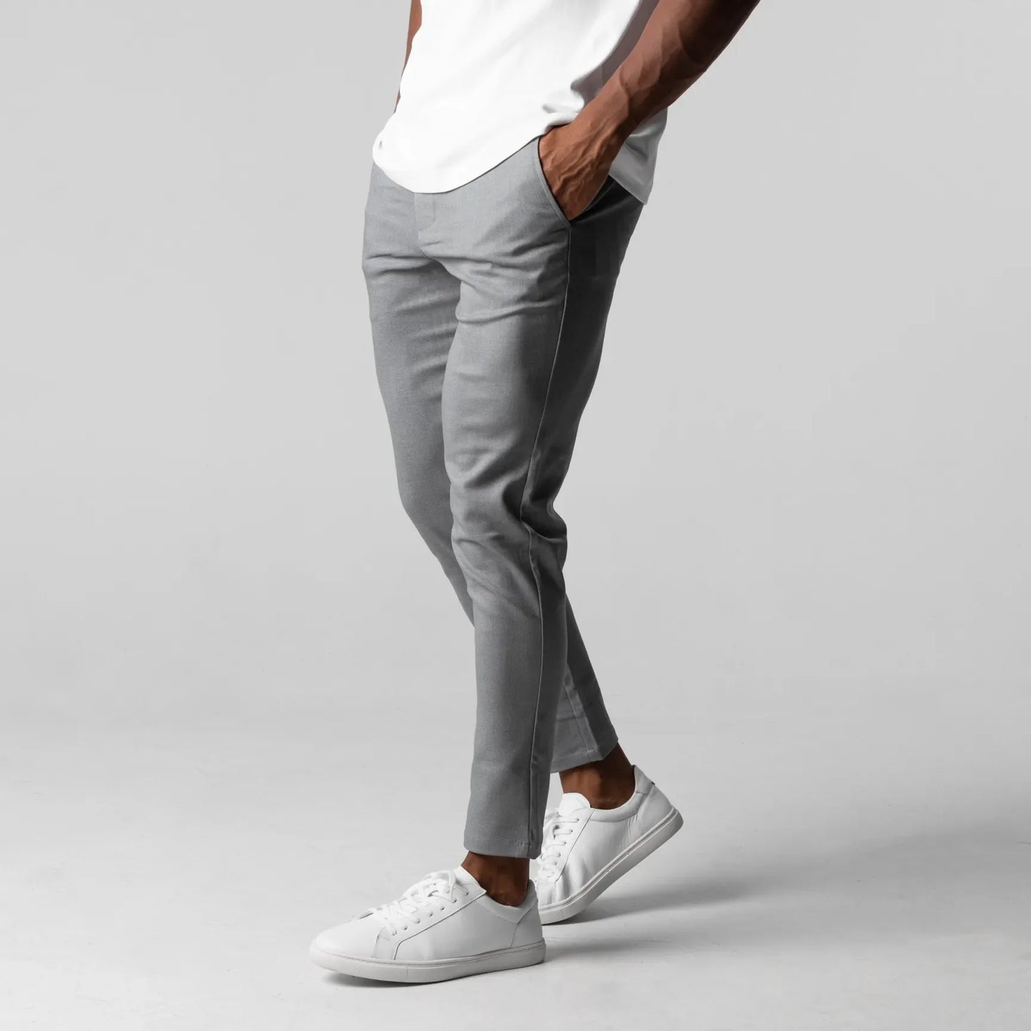 Chino Elástico Premium Gris